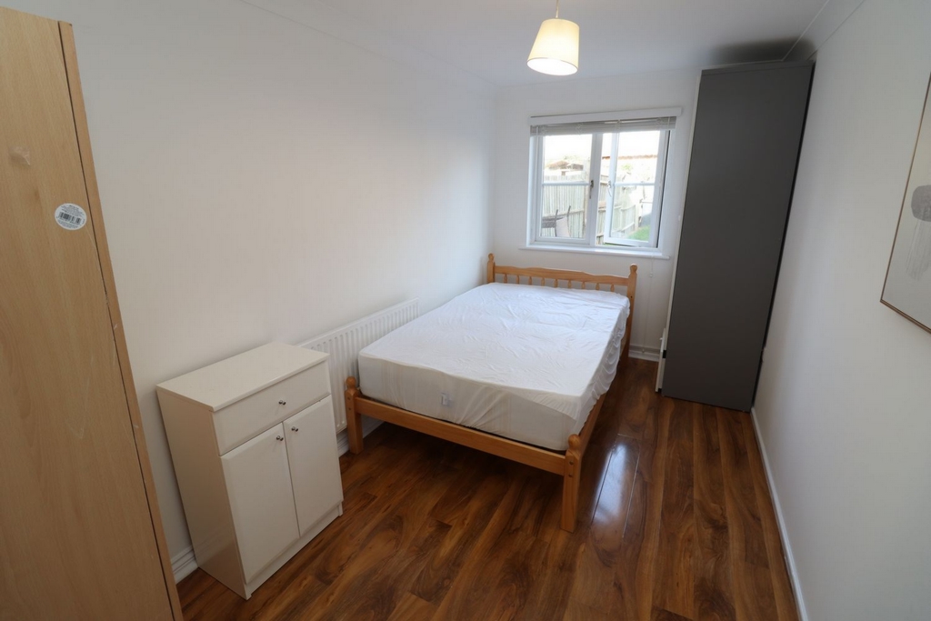 Similar Property: Double room - Single use in Barking