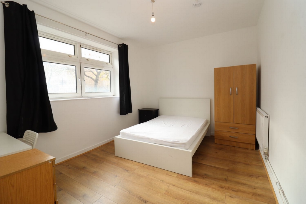 Similar Property: Double Room in Bethnal Green
