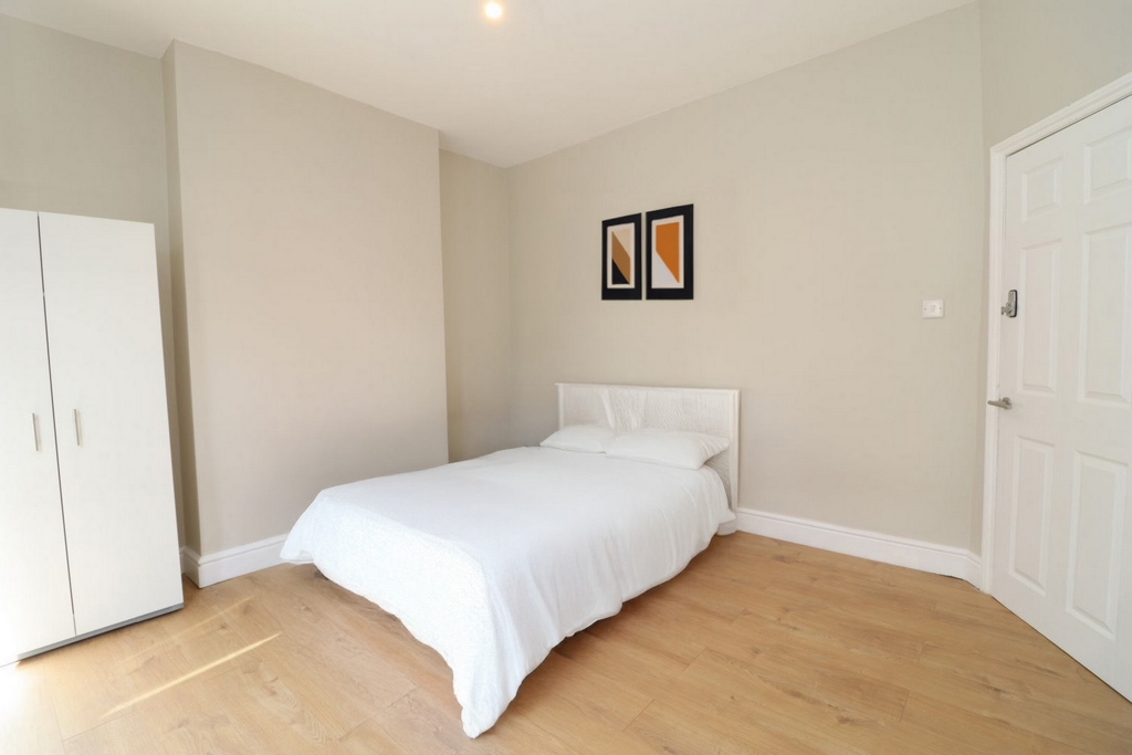 Similar Property: Double room - Single use in Catford