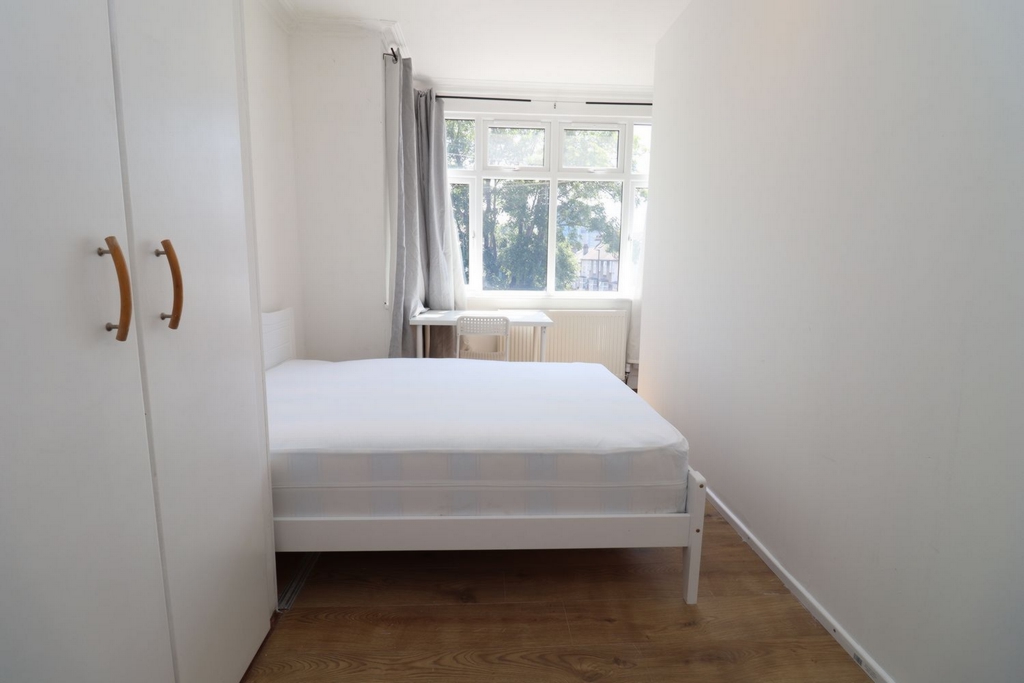 Similar Property: Double room - Single use in Brentford
