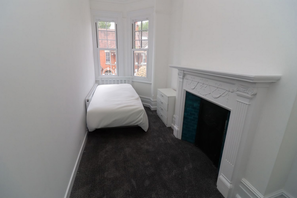 Similar Property: Single Room in Ealing