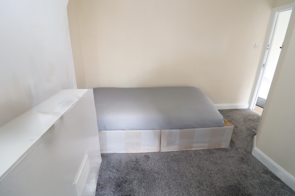 Similar Property: Double room - Single use in Streatham