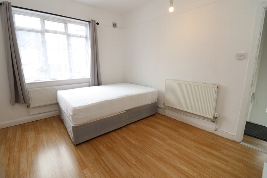 Similar Property: Double room - Single use in Streatham