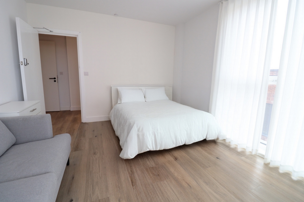 Similar Property: Double Room in Southall