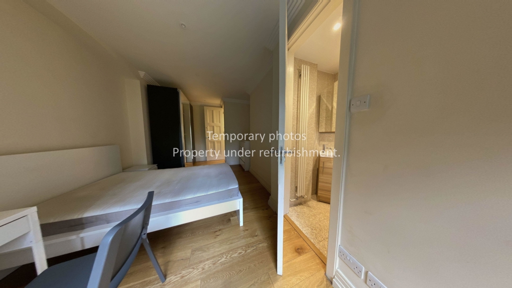 Similar Property: Ensuite Single Room in St. John's Wood