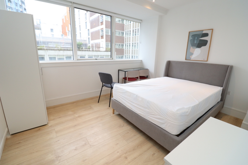 Similar Property: Double room - Single use in Wembley