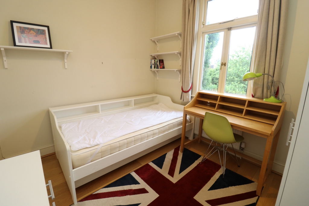 Similar Property: Single Room in Hanwell