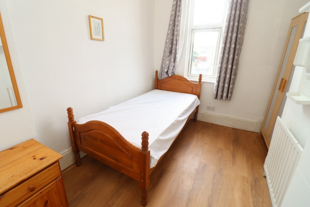 Similar Property: Single Room in Brentford