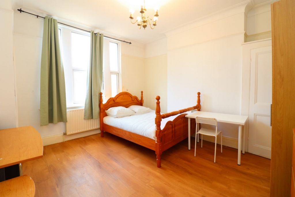 Similar Property: Double room - Single use in Brentford
