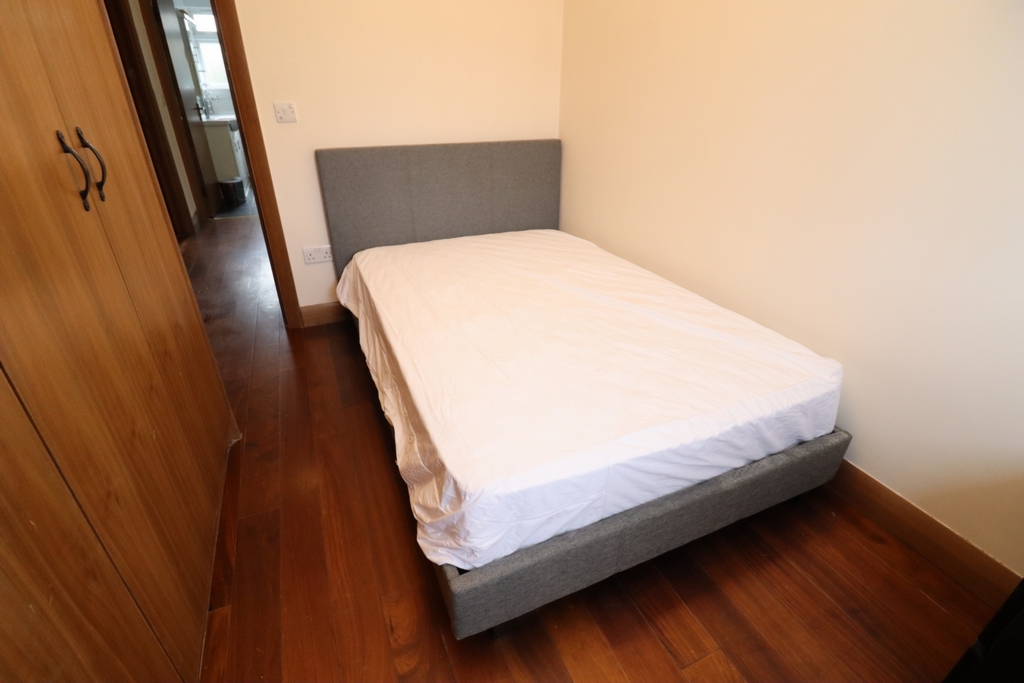 Similar Property: Double room - Single use in Acton Central