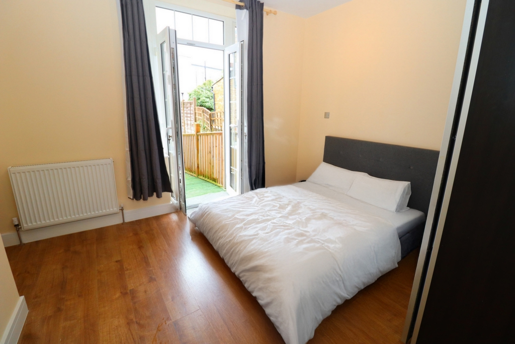 Similar Property: Double room - Single use in Hanwell