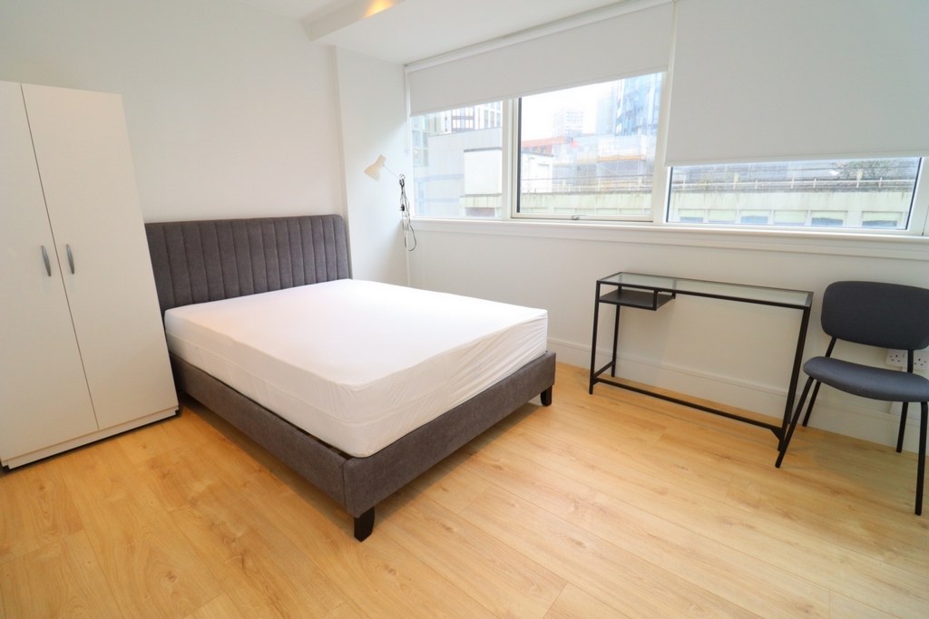 Similar Property: Double room - Single use in Wembley