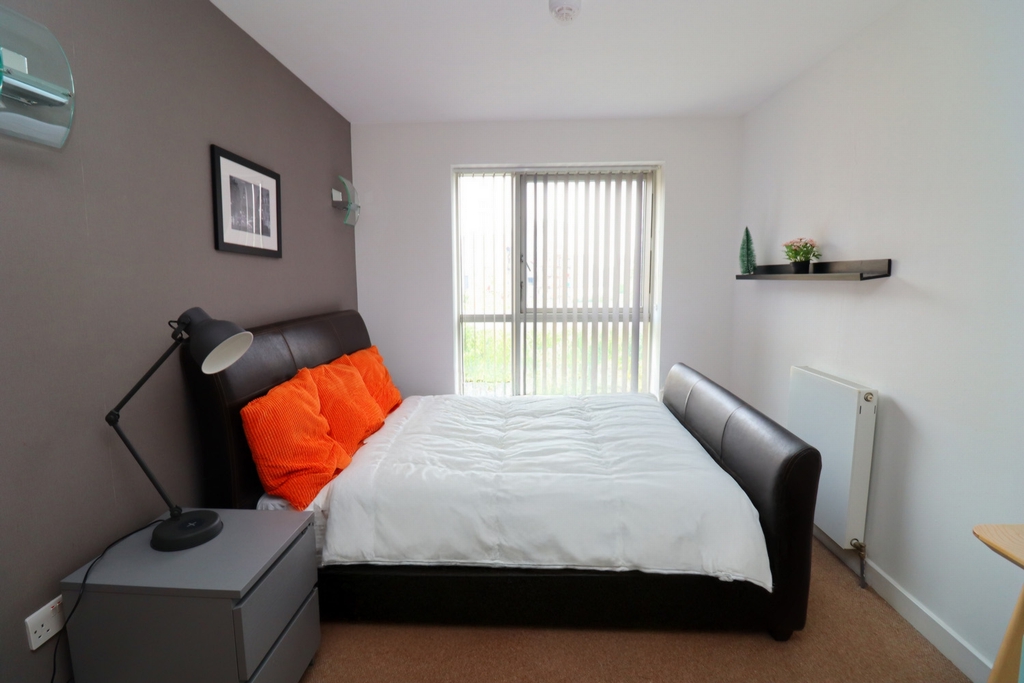 Similar Property: Ensuite Single Room in North Greenwich