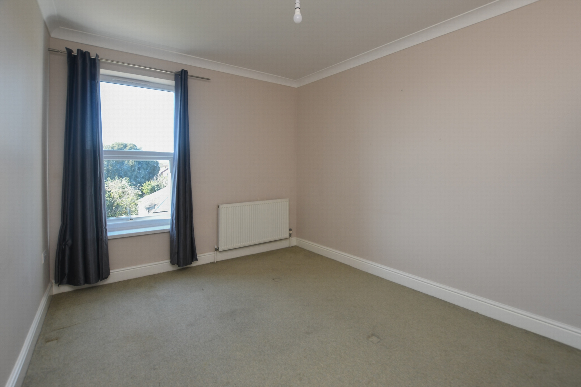Property For Sale Walmer Castle Road, Walmer, CT14 1 Bedroom Flat