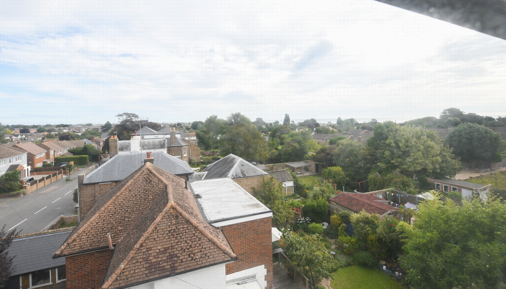 Property For Sale Dover Road, Deal, CT14 1 Bedroom Flat through