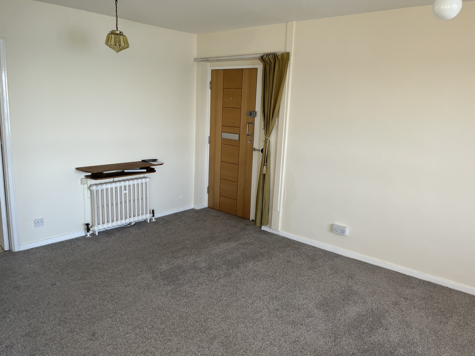 Property To Rent The Gateway, Dover, CT16 3 Bedroom Apartment through