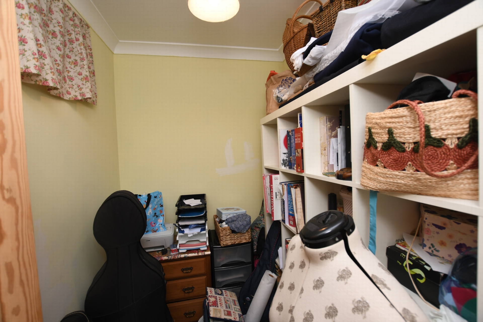 Property For Sale Castle Avenue, Dover, CT16 2 Bedroom Flat through Thomas and Partners