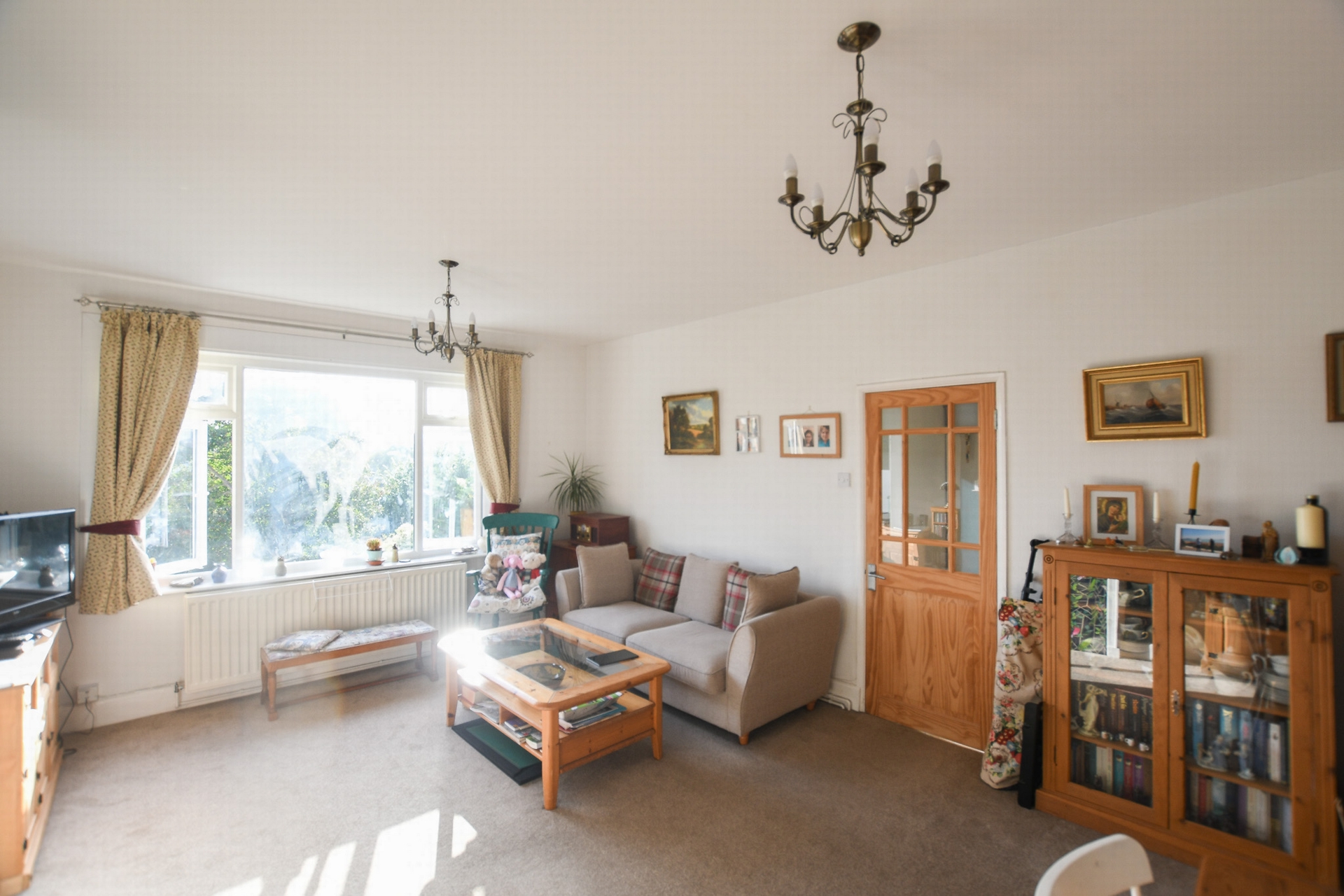 Property For Sale Castle Avenue, Dover, CT16 2 Bedroom Flat through Thomas and Partners