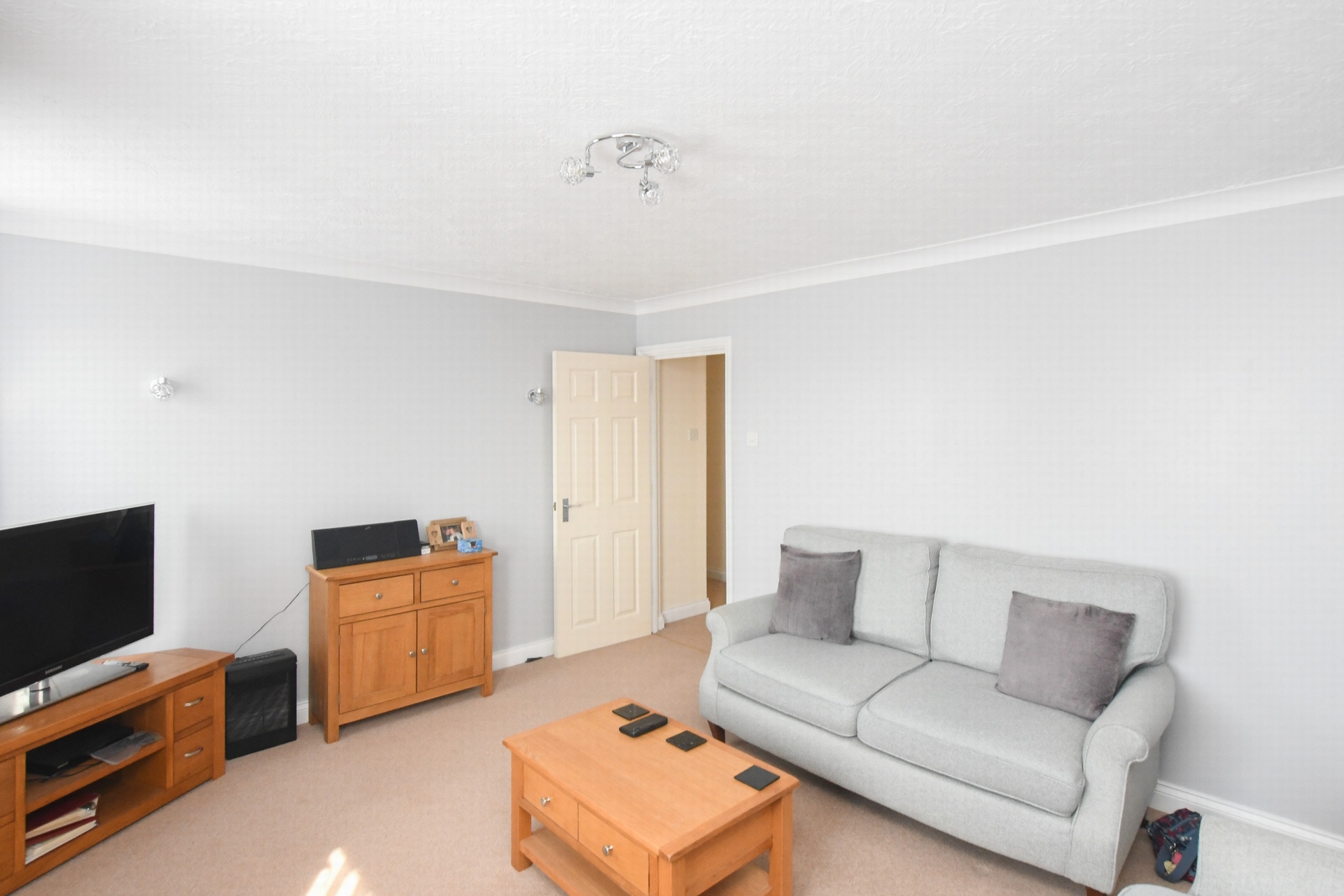 Property For Sale St. Richards Road, Deal, CT14 2 Bedroom Apartment