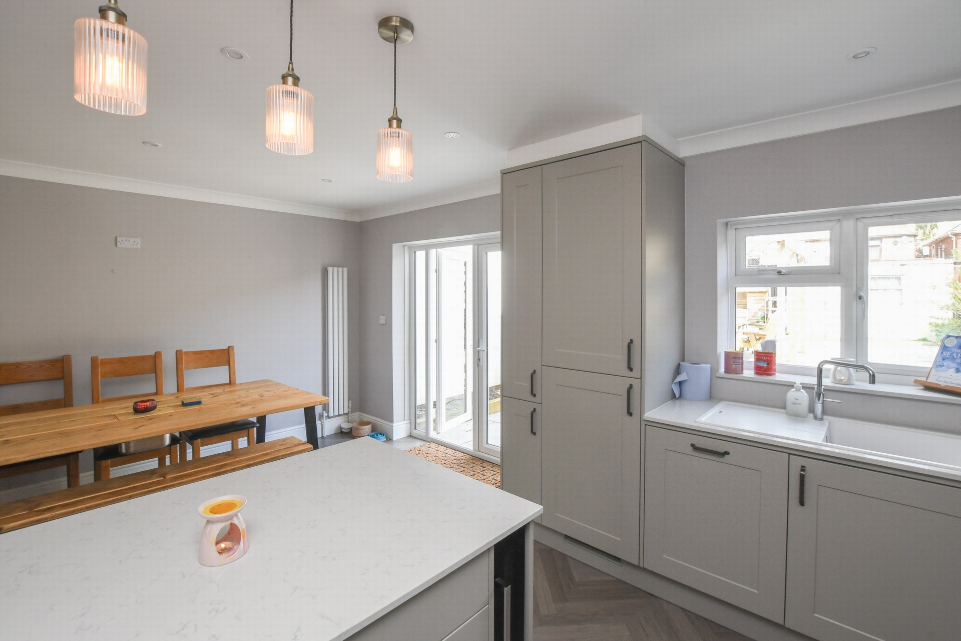 Kitchen/Dining Area