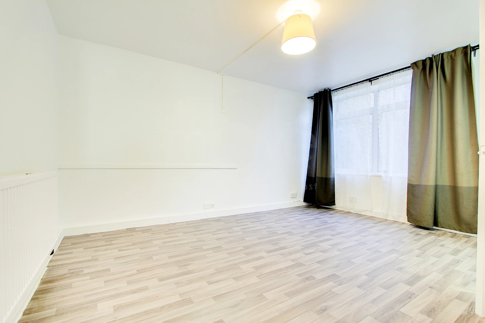 Property photo: London, Greater London, SE25