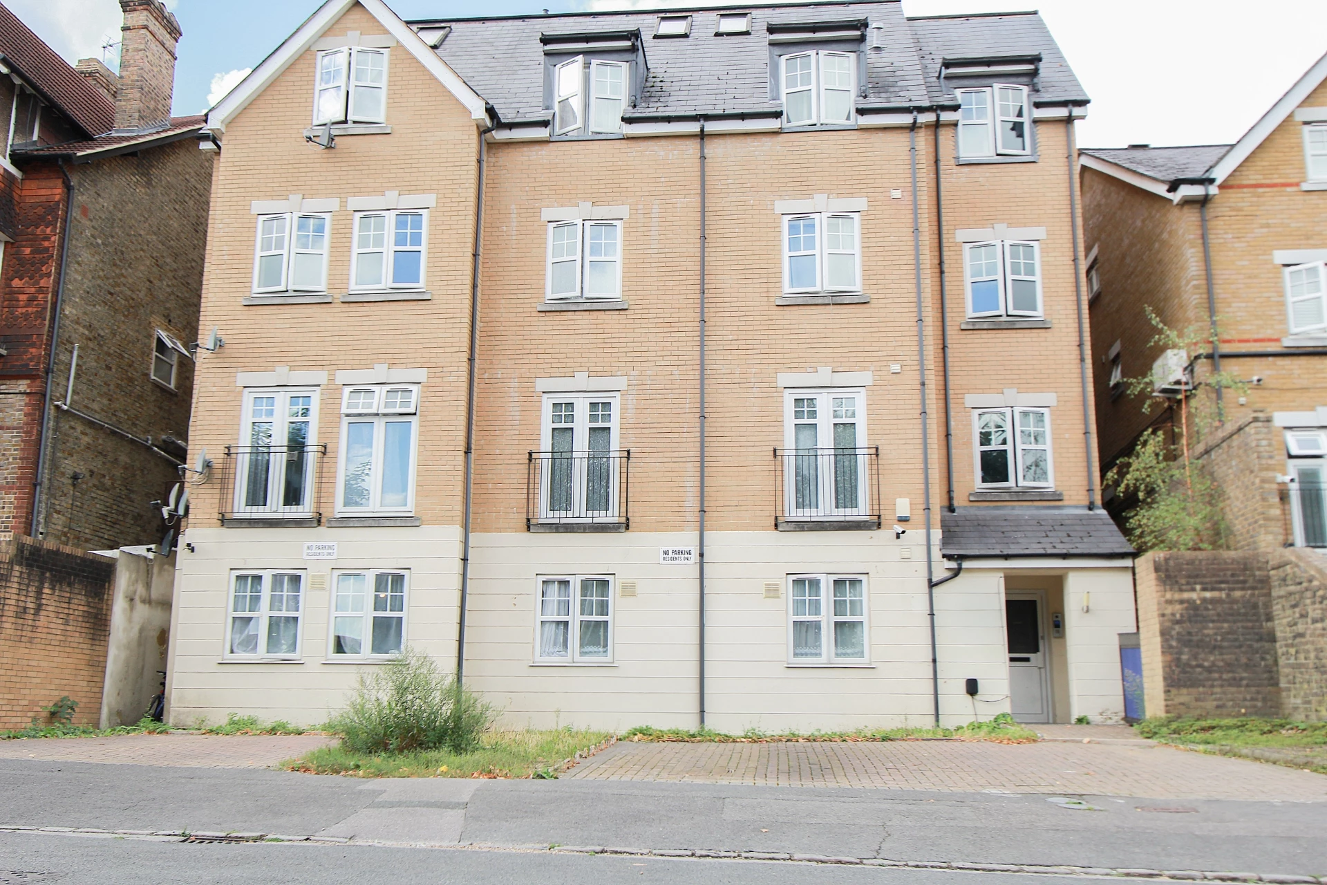 Property photo: South Croydon, Greater London, CR2