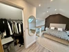 Photo 23 Photo 23