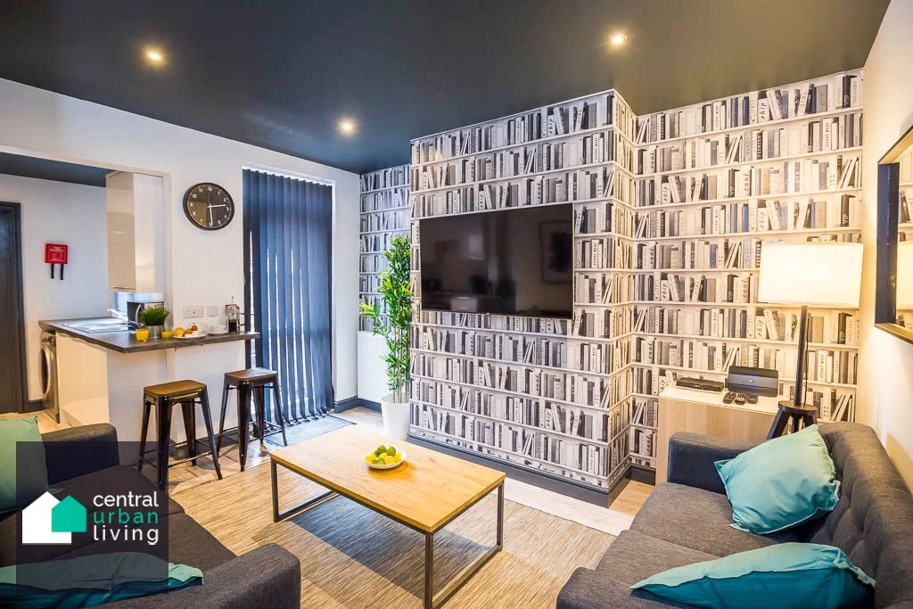 Catherine Street **Available From August 2025 - 5 Bedrooms** Chester