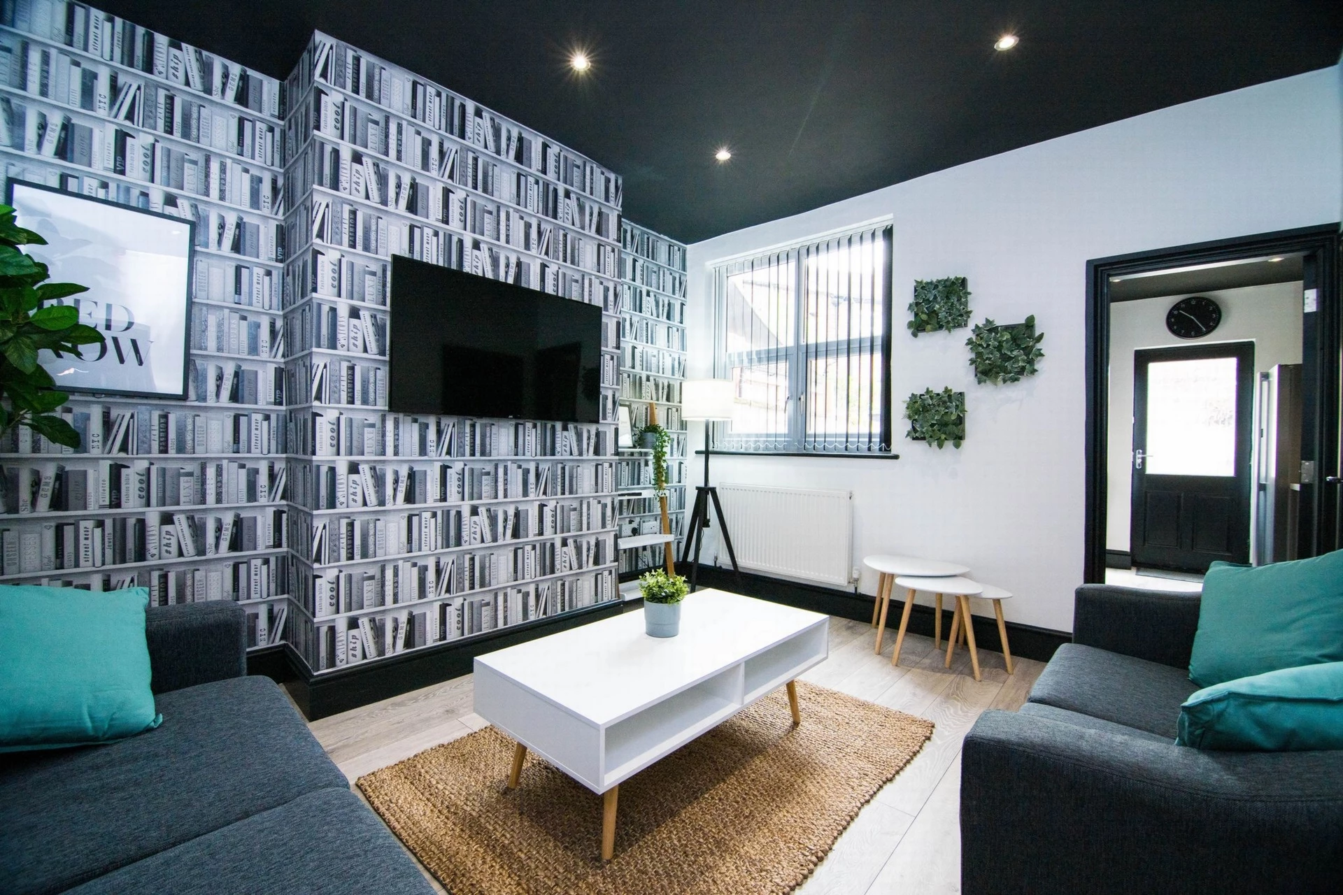 Catherine Street **Available From August 2025 - 5 Bedrooms** Chester