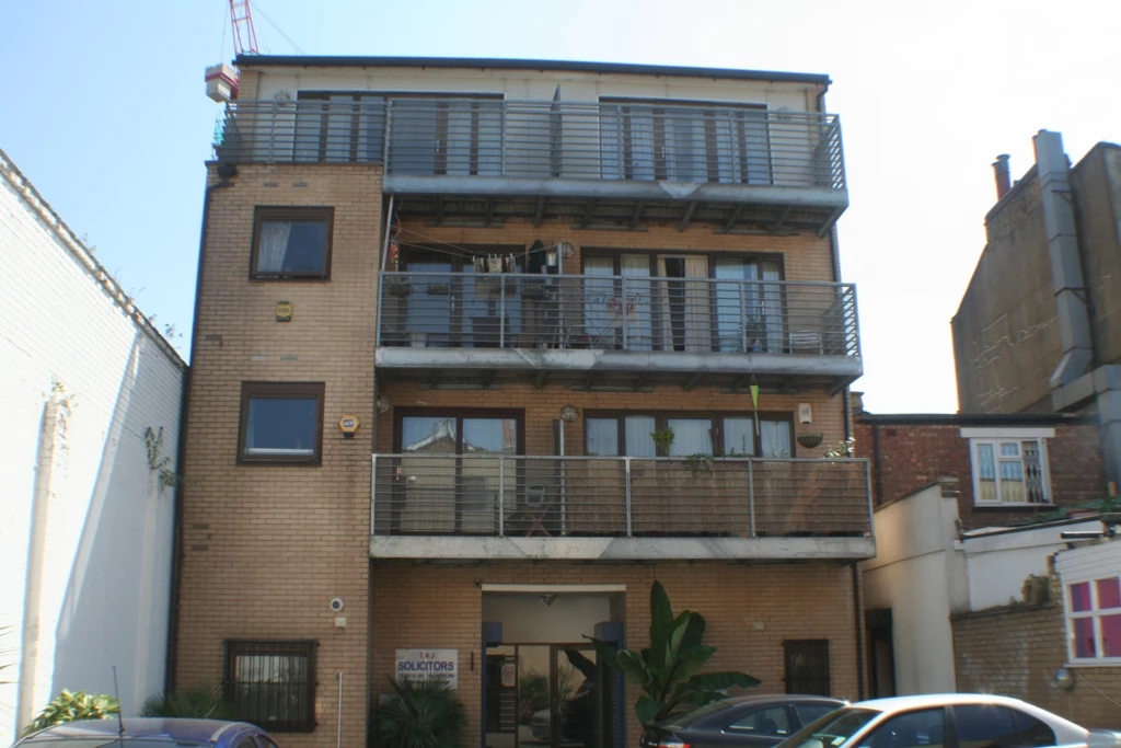 Follett Street London E14