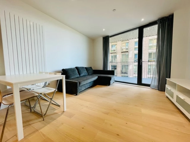 3 Starboard Way Royal Wharf London E16