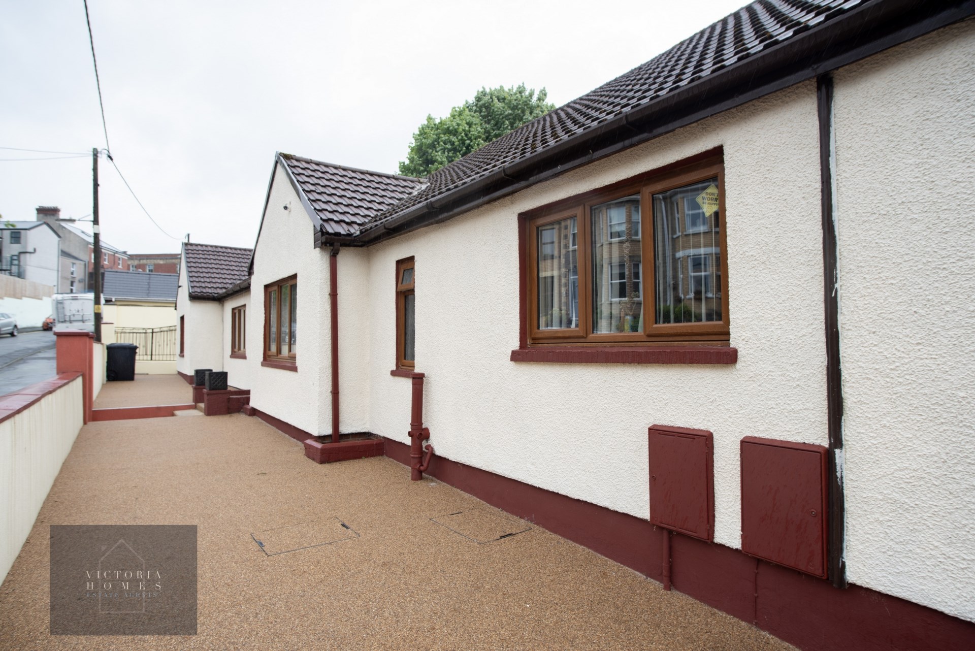 Property For Sale Holland Street, Ebbw Vale, NP23 5 Bedroom Bungalow