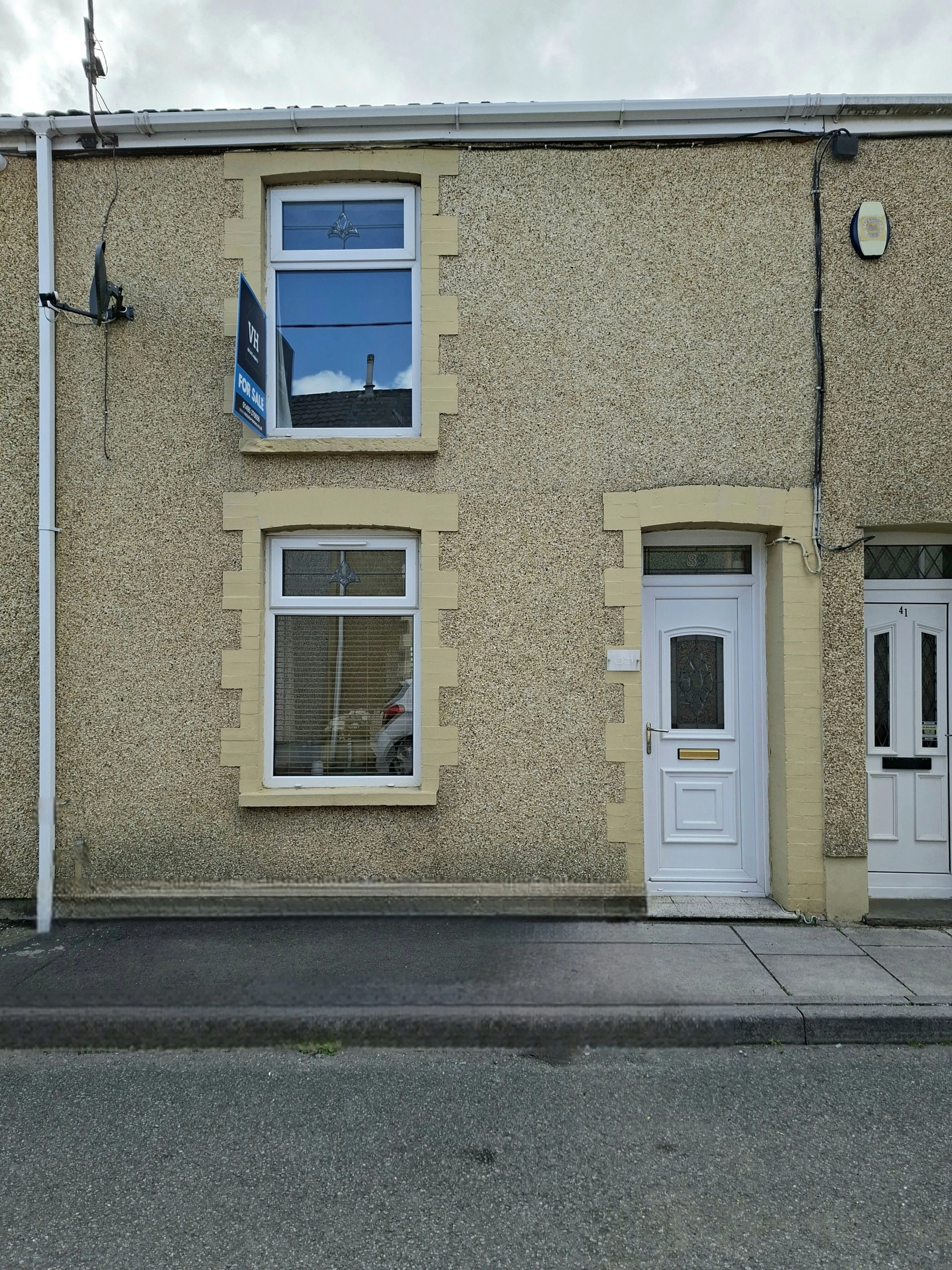 Photo 33