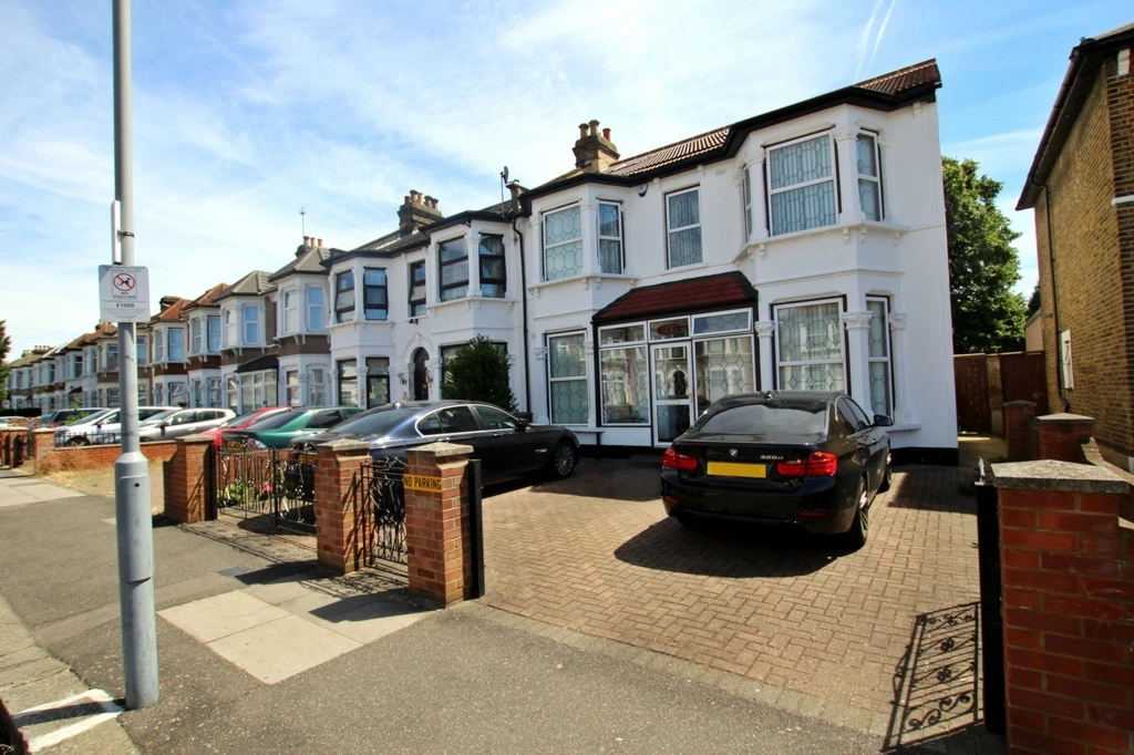 Elgin Road Ilford IG3