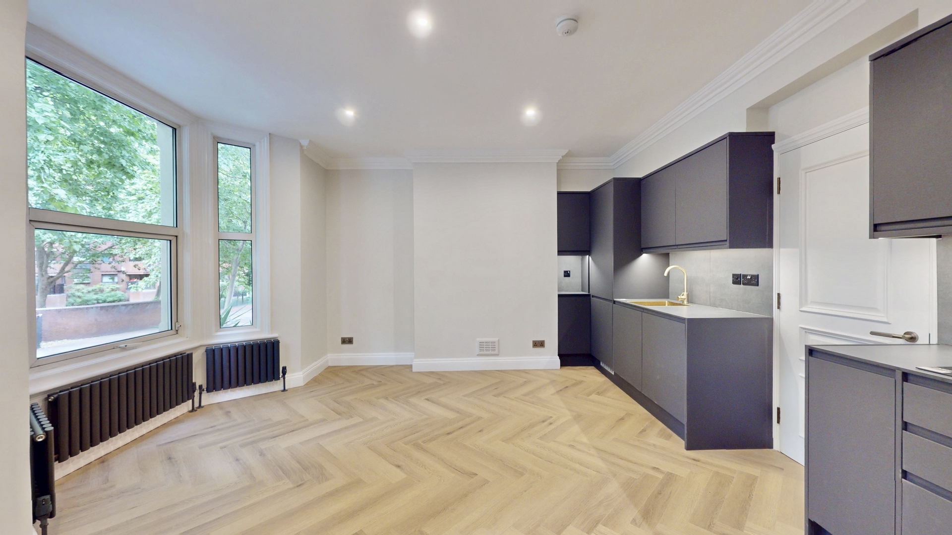 Cremorne Road London SW10