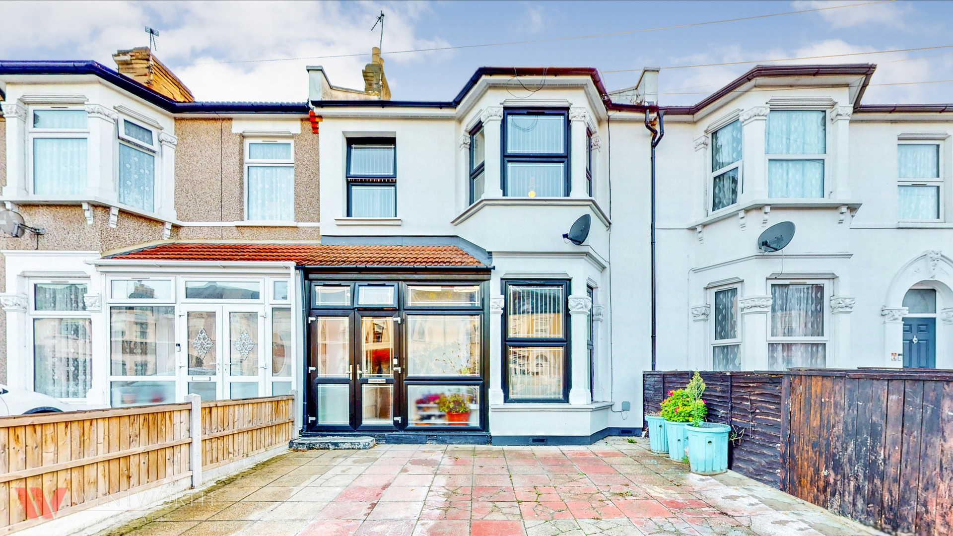 Property photo: Ilford, IG1