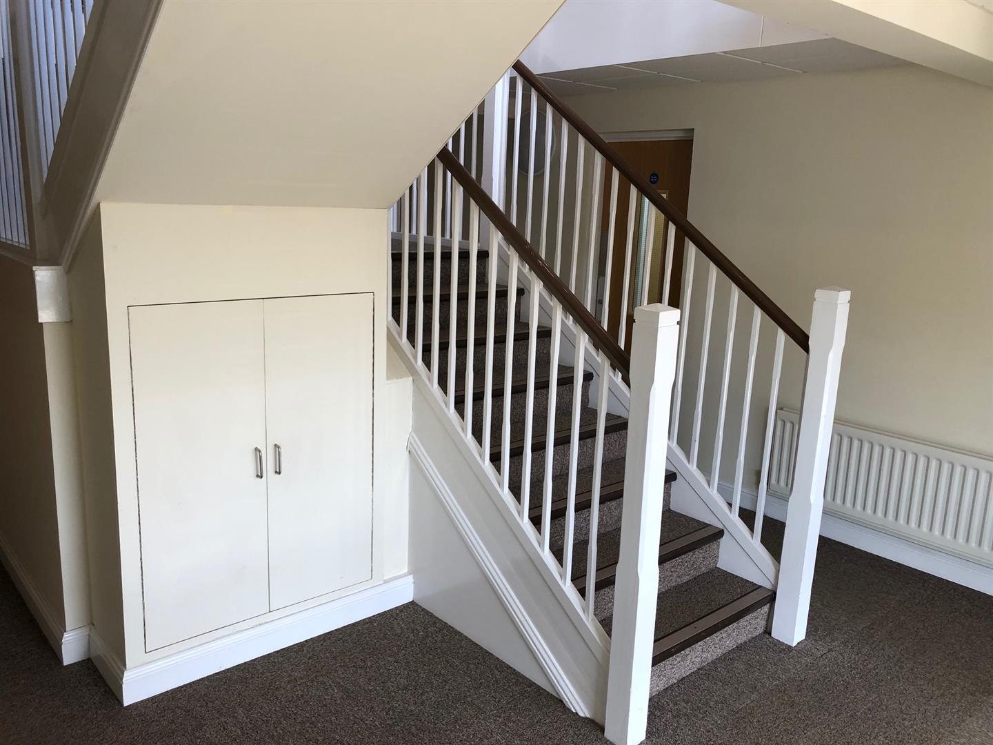 Commercial Property To Let Campden Business Park, Battlebrook Drive