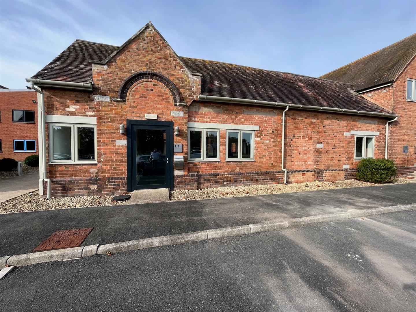 Commercial Property To Let Lauriston Business Park,Evesham,WR11