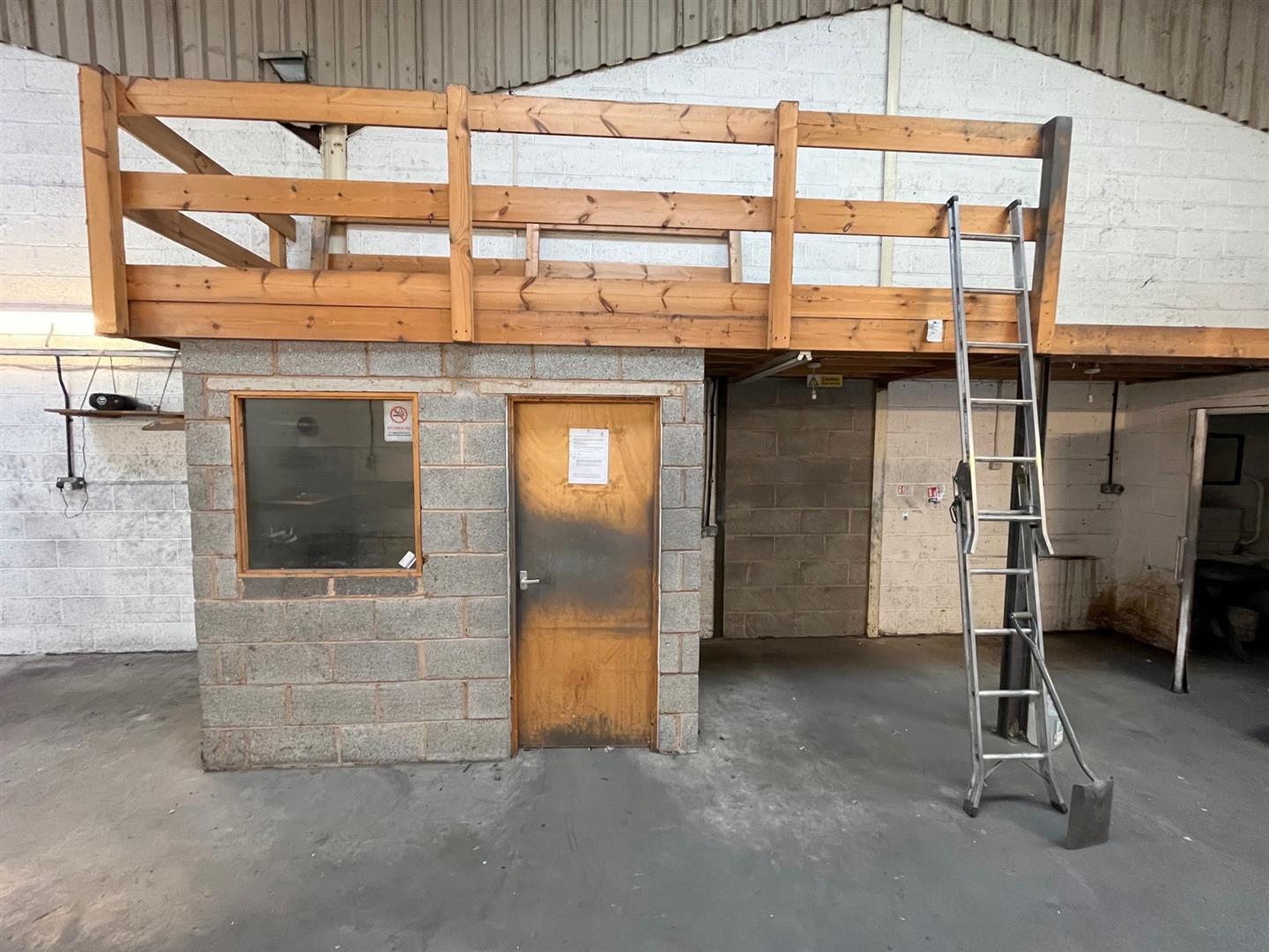 Commercial Property To Let Weights Lane,Redditch,B97 Industrial Unit