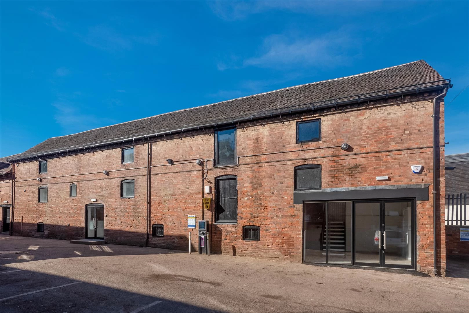 2&3 Henley Street-2.jpg