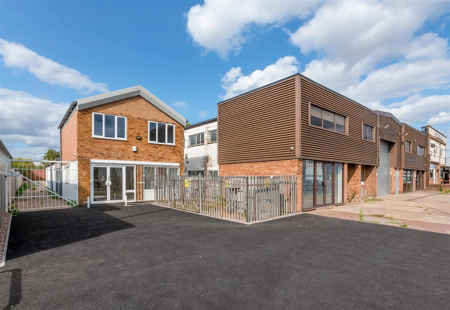 13-15 Western Road 08.25 1797-2.jpg