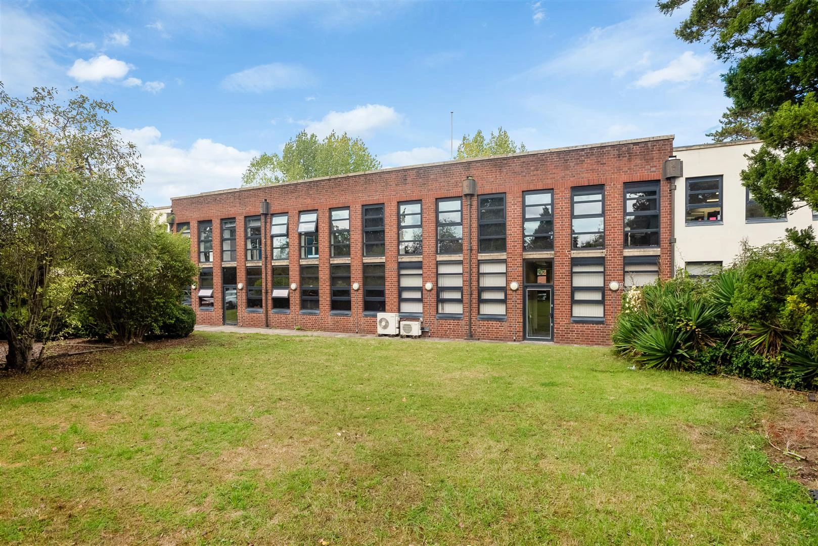 7 Greenbox 1857-18.jpg