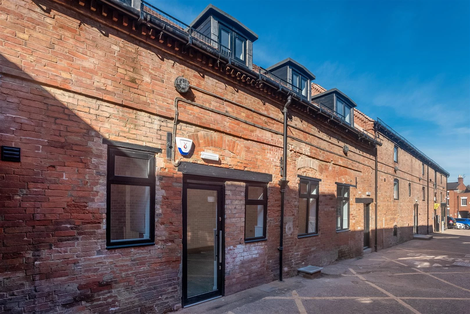 1A Henley Street-1.jpg