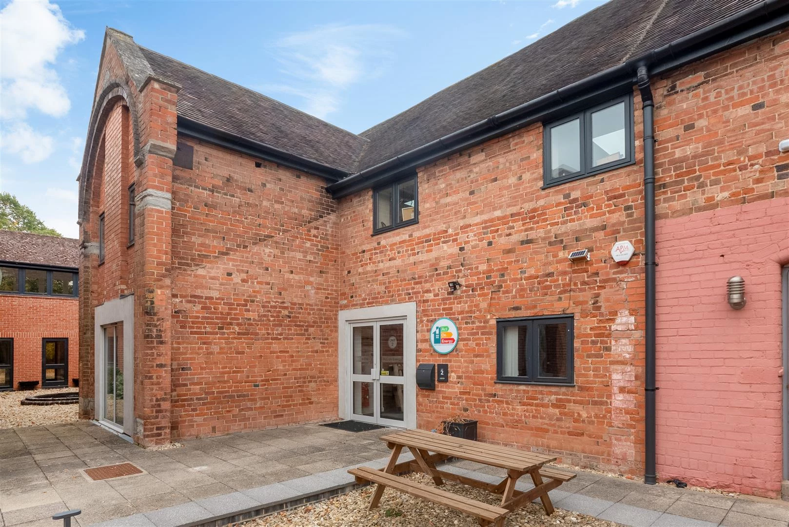 Unit 2 Lauriston Business Park 1907-17.jpg