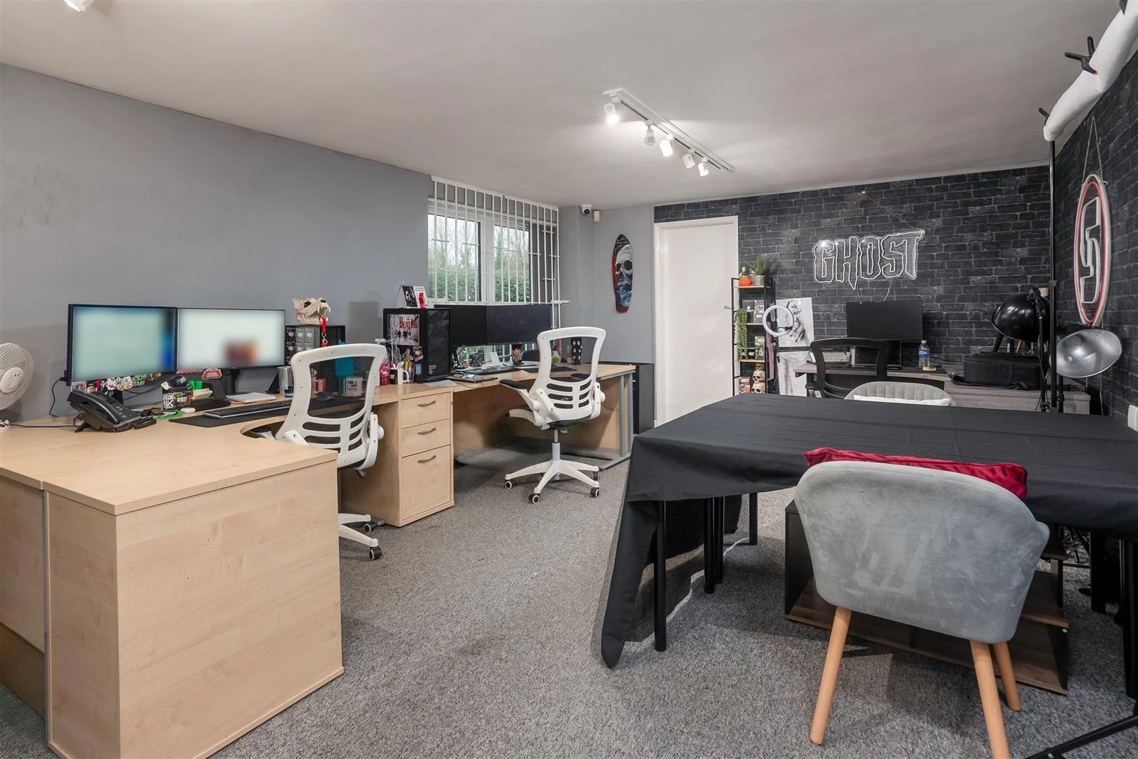 Unit, 1 Meir Road 1979-18.jpg