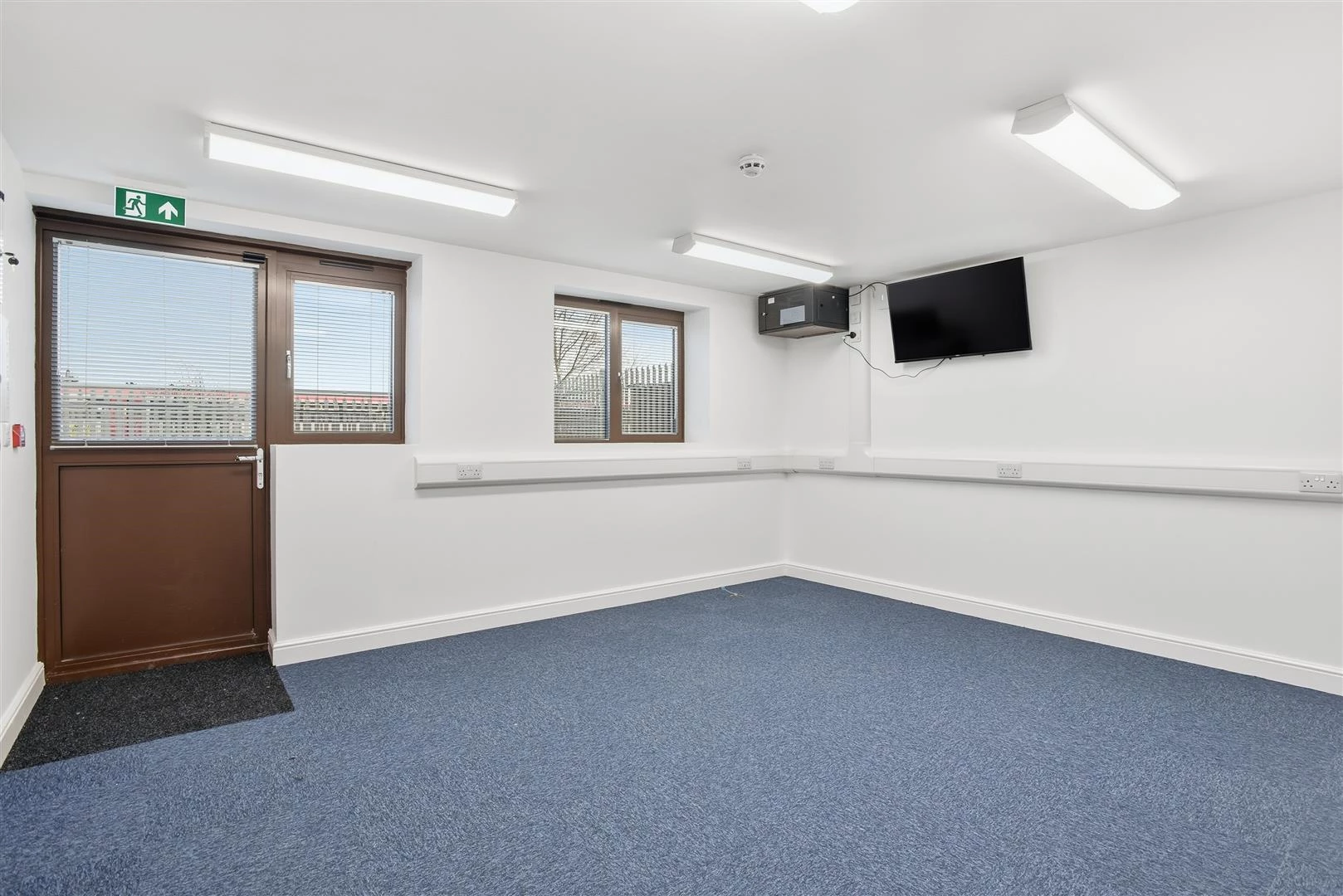 012_Unit 1A The Halt 2105.jpg