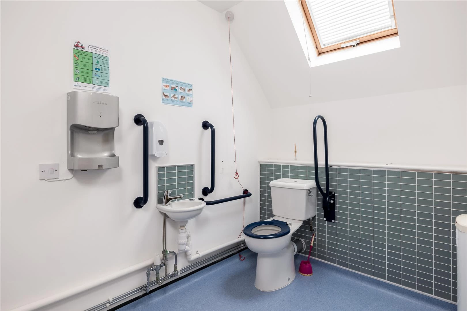 1st & 2nd Floor, Kings House 2117-19.jpg