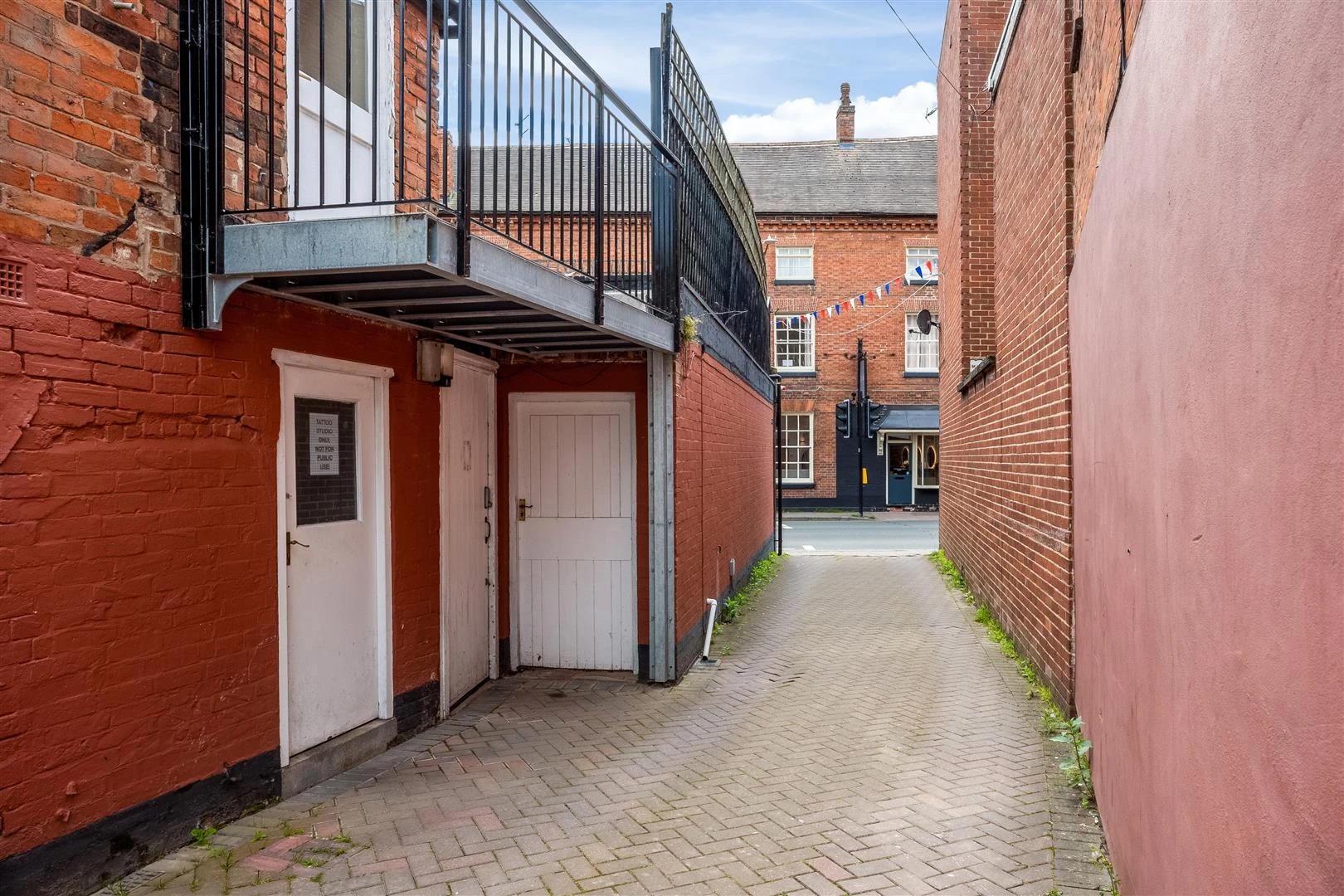 67 High Street 2324-6.jpg