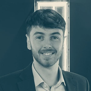 Oliver Crew – Sales Negotiator