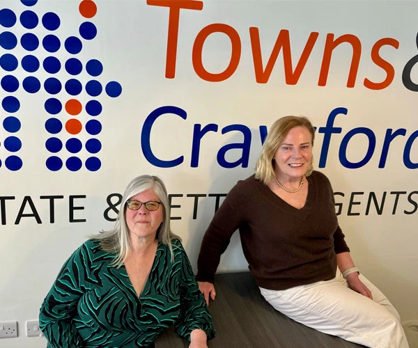 About Towns & Crawford